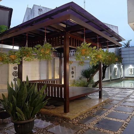 Jambuluwuk Residence Pakubuwono Jakarta Kültér fotó